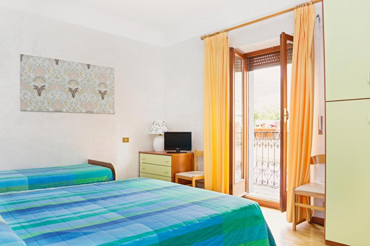 Albergo Centrale سكانو المظهر الخارجي الصورة