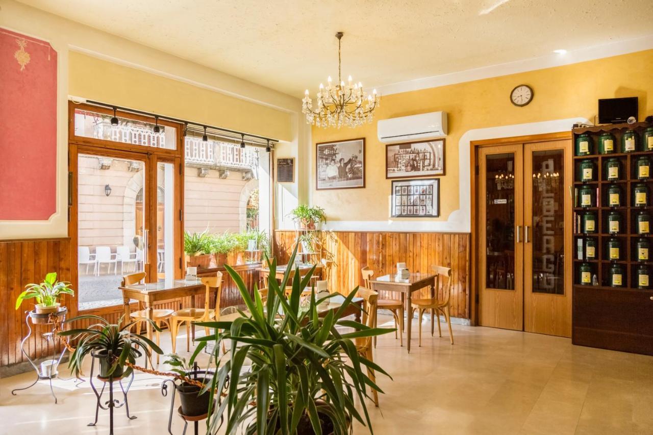 Albergo Centrale سكانو المظهر الخارجي الصورة